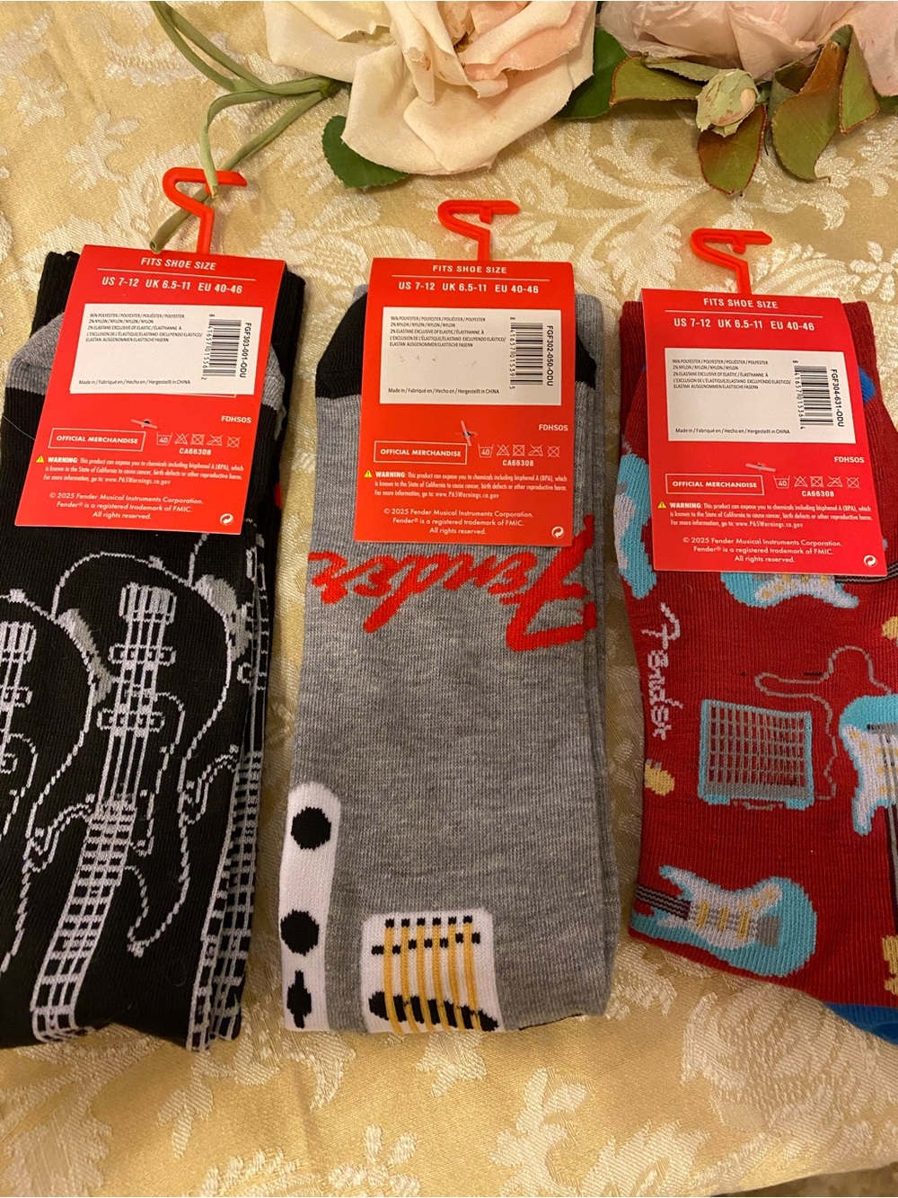 Fender Multi-Color Guitar Crew Socks – Black, Gray, Red
